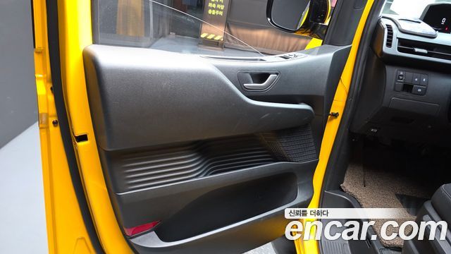 Hyundai Staria L3.5  Kinder Safety Car 11-Seater 2025 — фото 24