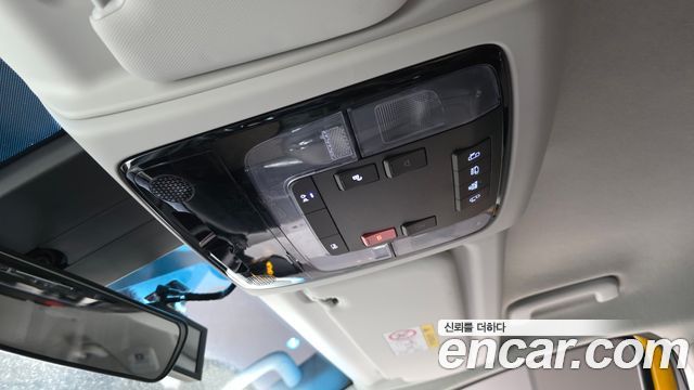 Hyundai Staria L3.5  Kinder Safety Car 11-Seater 2025 — фото 28