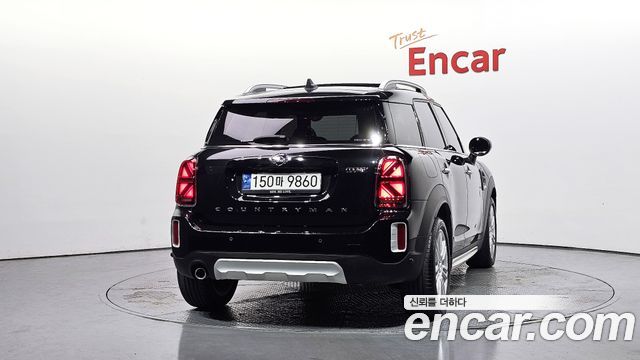 MINI Cooper Countryman Classic Plus Launch Pack 2nd Gen 2023 — фото 4