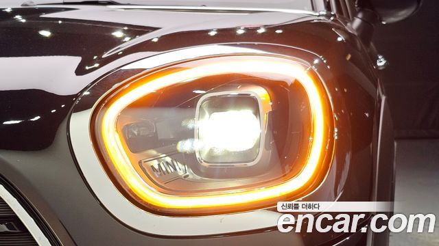 MINI Cooper Countryman Classic Plus Launch Pack 2nd Gen 2023 — фото 22