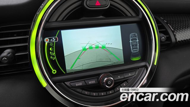 MINI Cooper S Convertible Standard 3rd 2017 — фото 15
