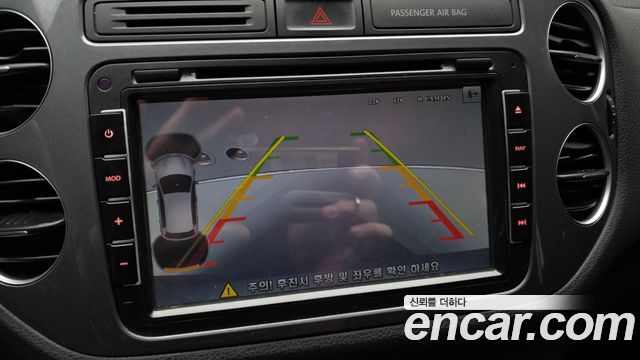 Volkswagen Tiguan 2.0 TDI Comfort 5N 2015 — фото 15