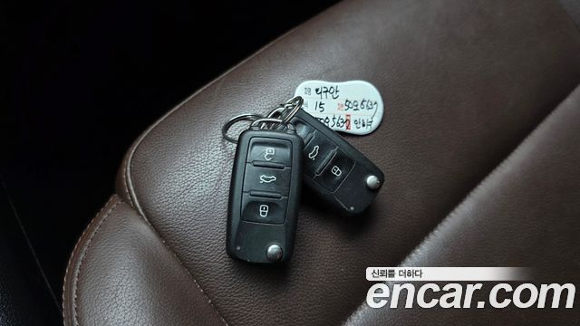 Volkswagen Tiguan 2.0 TDI Comfort 5N 2015 — фото 18