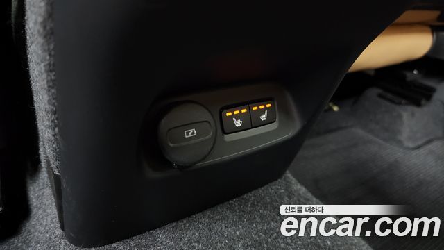Volvo XC40 B4 Inscription 2021 — фото 19