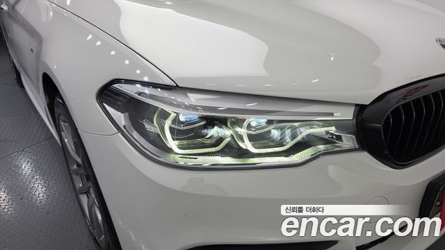 BMW 5 Series (G30) 520d xDrive M Sport Package 2018 — фото 22