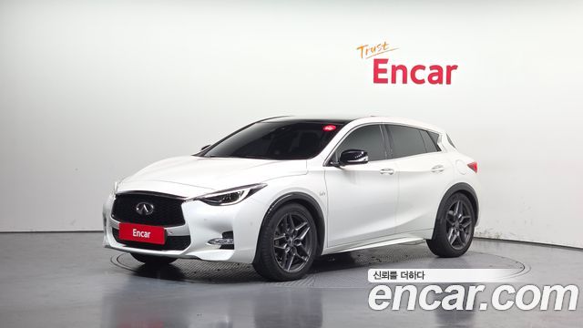 Infiniti Q30 2.0 Premium