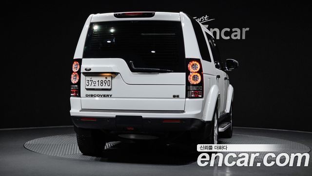 Land Rover Discovery 4 3.0 SDV6 SE 2015 — фото 4