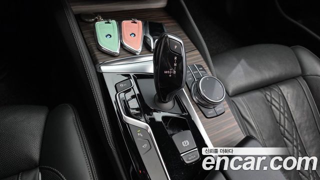 BMW 5 Series (G30) 530i xDrive M Sport Package Plus 2018 — фото 9