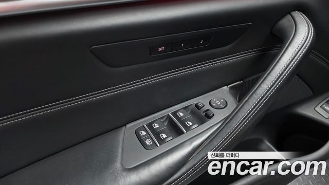 BMW 5 Series (G30) 530i xDrive M Sport Package Plus 2018 — фото 18