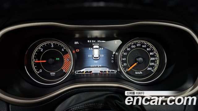 Jeep Cherokee (KL) 2.0 Diesel LIMITED 4WD 2015 — фото 8