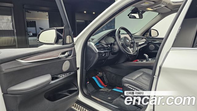 BMW X5 (F15) xDrive 30d 2017 — фото 10
