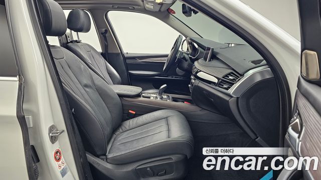 BMW X5 (F15) xDrive 30d 2017 — фото 15