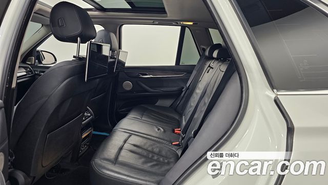 BMW X5 (F15) xDrive 30d 2017 — фото 32