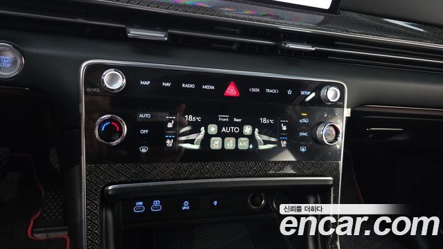 Genesis GV80 Coupe 3.5T Gasoline AWD 2024 — фото 17