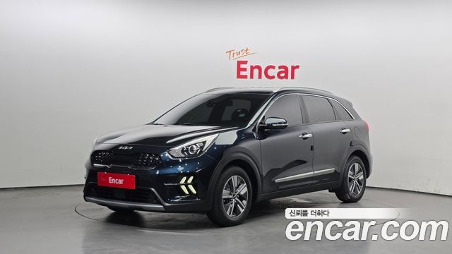 Kia Niro 1.6 HEV Prestige 2022 — фото 1