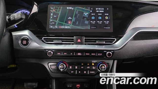 Kia Niro 1.6 HEV Prestige 2022 — фото 20