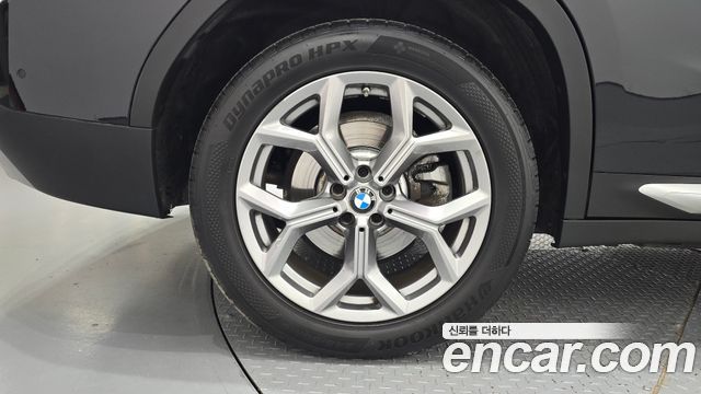 BMW X4 (G02) xDrive20i xLine 2022 — фото 5