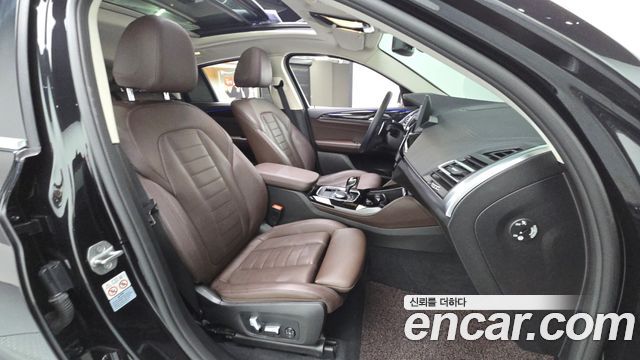 BMW X4 (G02) xDrive20i xLine 2022 — фото 11