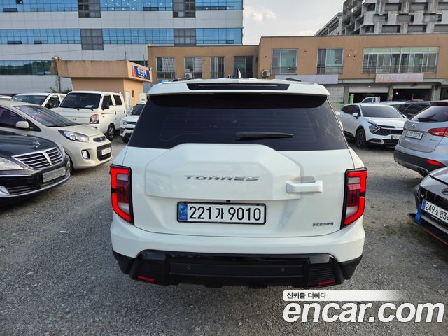 KG Mobility (SsangYong) Torres Gasoline 1.5 2WD Black Edition 2024 — фото 4