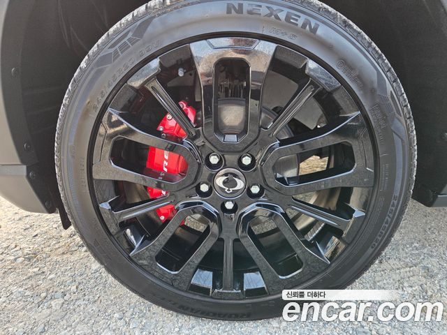 KG Mobility (SsangYong) Torres Gasoline 1.5 2WD Black Edition 2024 — фото 5