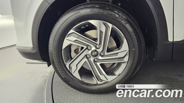 Hyundai Santa Fe Gasoline 2.5T 2WD Exclusive 2023 — фото 5