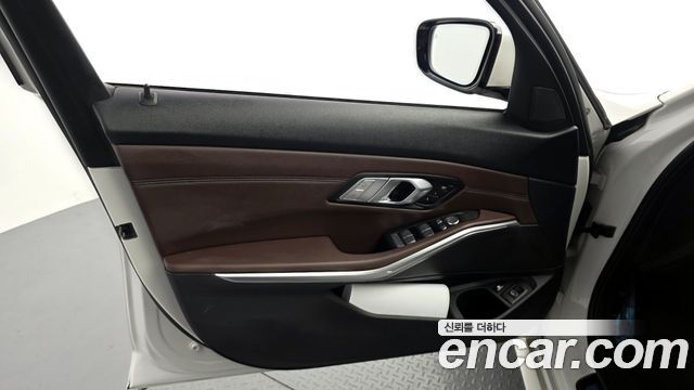 BMW 3 Series (G20) 330e M Sport 2021 — фото 24