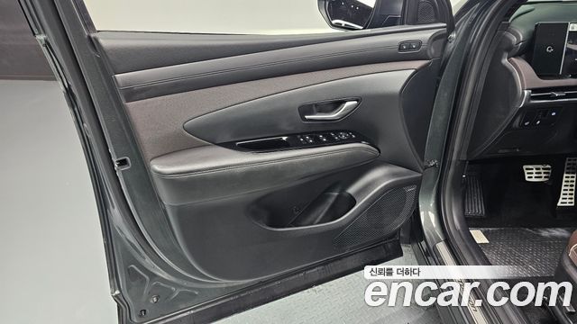 Hyundai Tucson (NX4) Gasoline 1.6 Turbo 4WD Inspiration 2024 — фото 24