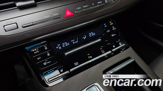 Hyundai Grandeur (IG) 2.5 Premium Choice 2021 — фото 17