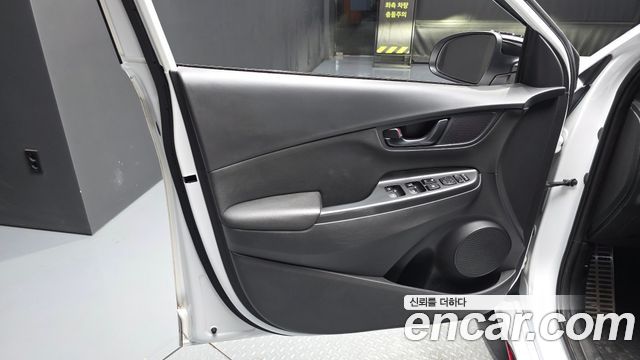 Hyundai Kona Gasoline 2.0 2WD 2.0 N 2023 — фото 24