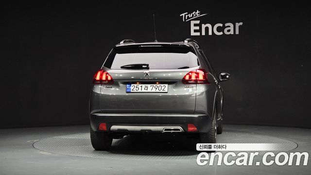 Peugeot 2008 1.5 BlueHDi GT Line 2019 — фото 4