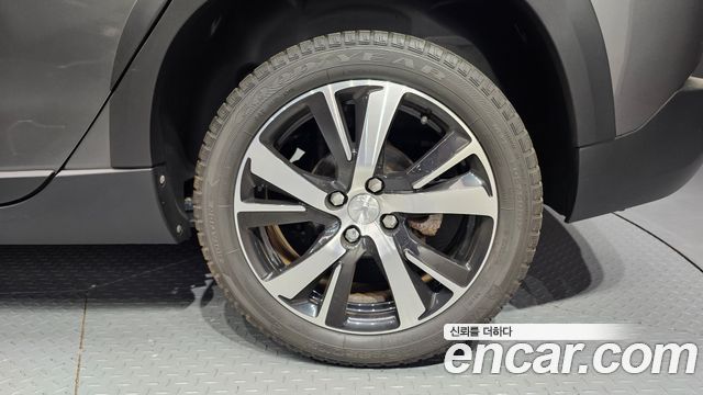 Peugeot 2008 1.5 BlueHDi GT Line 2019 — фото 21