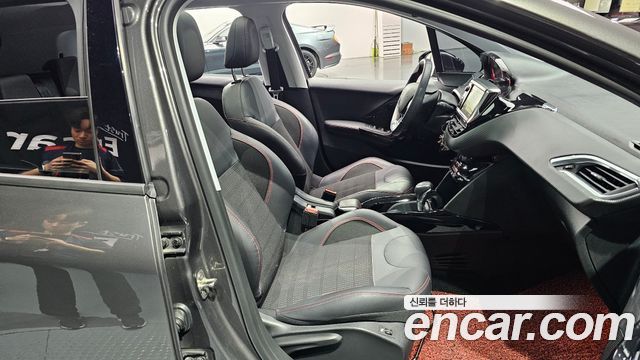 Peugeot 2008 1.5 BlueHDi GT Line 2019 — фото 26