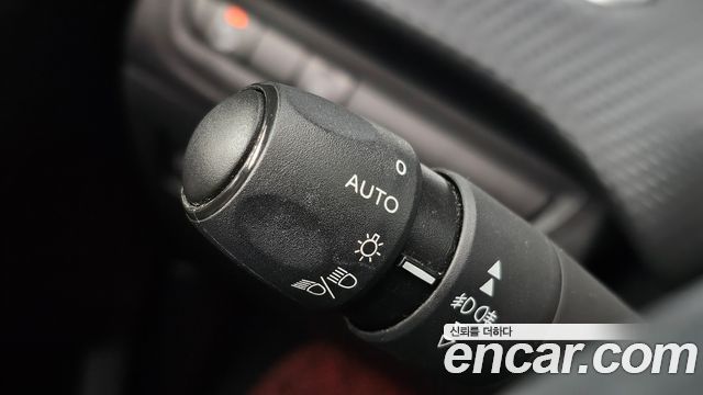 Peugeot 2008 1.5 BlueHDi GT Line 2019 — фото 27