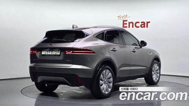 Jaguar E-PACE D180 SE 2019 — фото 2