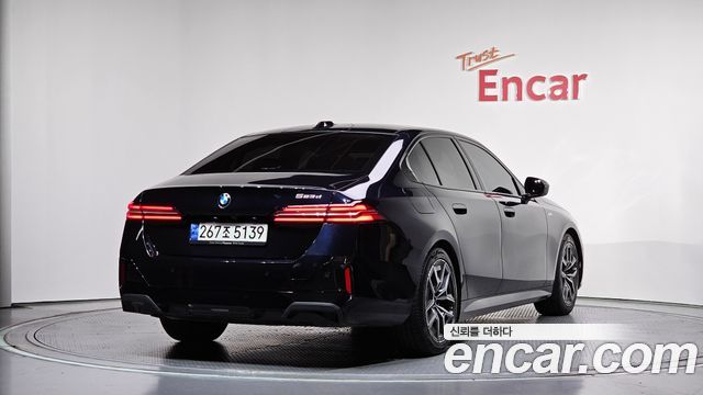 BMW 5 Series (G60) 523d M Sport 2024 — фото 2