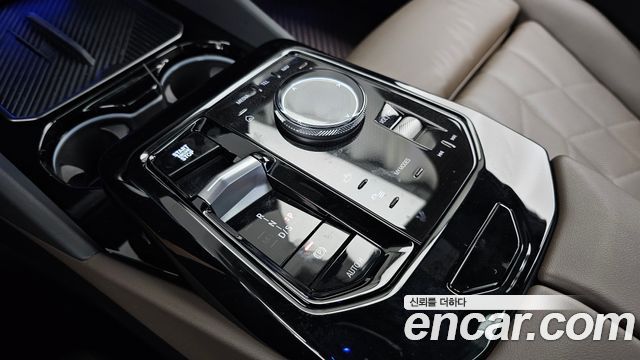 BMW 5 Series (G60) 523d M Sport 2024 — фото 9
