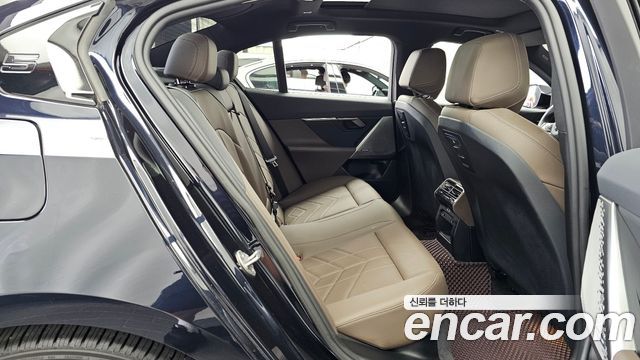 BMW 5 Series (G60) 523d M Sport 2024 — фото 12