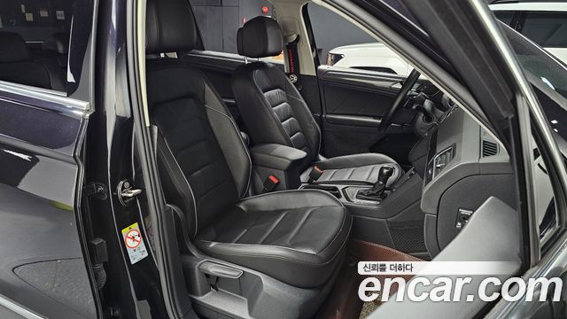 Volkswagen Tiguan (II) 2.0 TDI Premium 2018 — фото 10