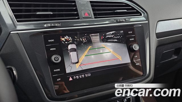 Volkswagen Tiguan (II) 2.0 TDI Premium 2018 — фото 16