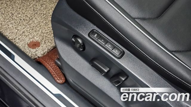 Volkswagen Tiguan (II) 2.0 TDI Premium 2018 — фото 27