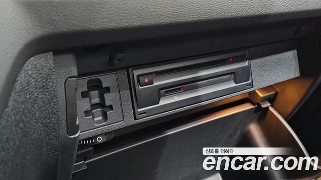 Volkswagen Tiguan (II) 2.0 TDI Premium 2018 — фото 30