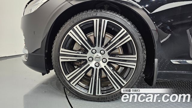 Volvo S90 B6 AWD Inscription 2022 — фото 5
