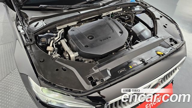 Volvo S90 B6 AWD Inscription 2022 — фото 6