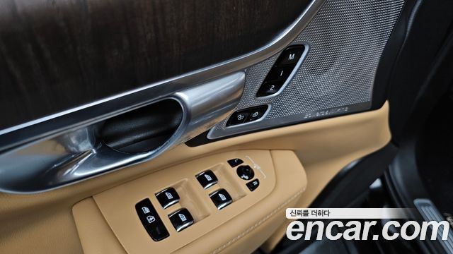 Volvo S90 B6 AWD Inscription 2022 — фото 38