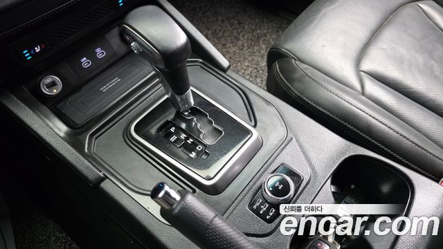 KG Mobility (SsangYong) Rexton Sports Khan Diesel 2.2 4WD Culman Noblesse 2024 — фото 9