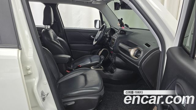 Jeep Renegade 2.4 Longitude High 2017 — фото 26