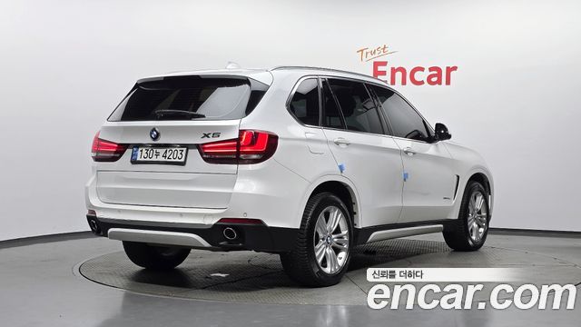 BMW X5 (F15) xDrive 30d 2015 — фото 2