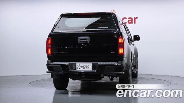 Chevrolet Real New Colorado 3.6 Z71-X Midnight 4WD 2022 — фото 4