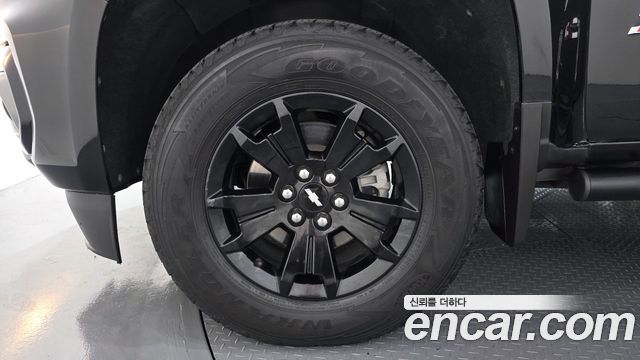 Chevrolet Real New Colorado 3.6 Z71-X Midnight 4WD 2022 — фото 5