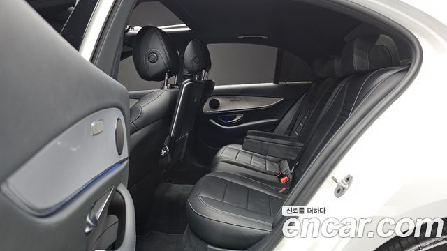Mercedes-Benz E-Class (W213) E250 Avantgarde 2021 — фото 12